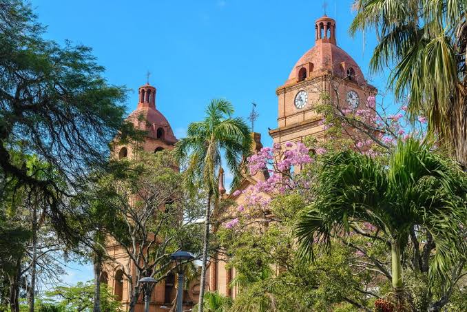 Bolivia Digital Nomad Visa: What Actually Exists (2026)