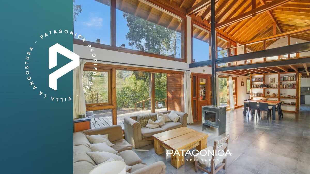 Double-height living space in the Las Balsas house