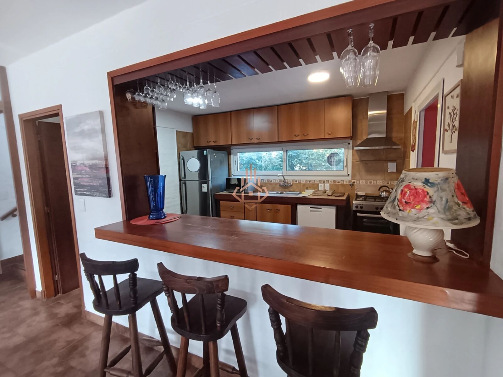 Ocean Park Home with Guest House — photo 4 of 6