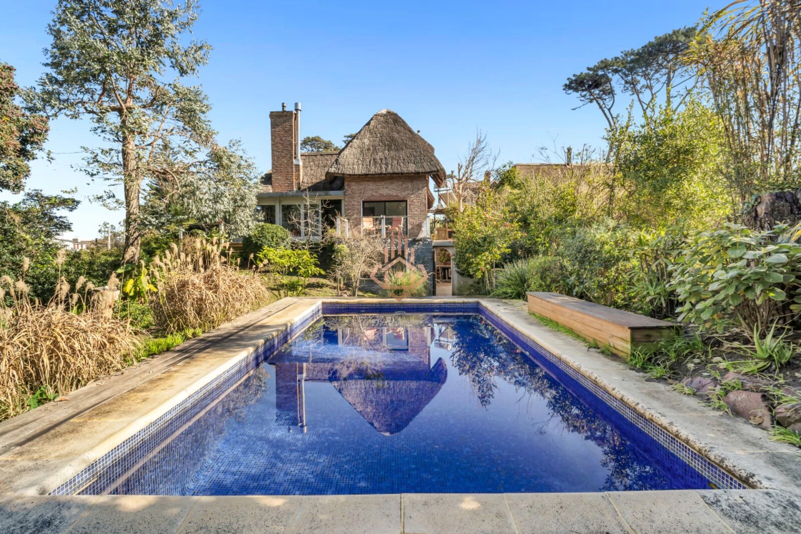 Coastal Home with Pool in Playa Mansa — photo 1 of 6