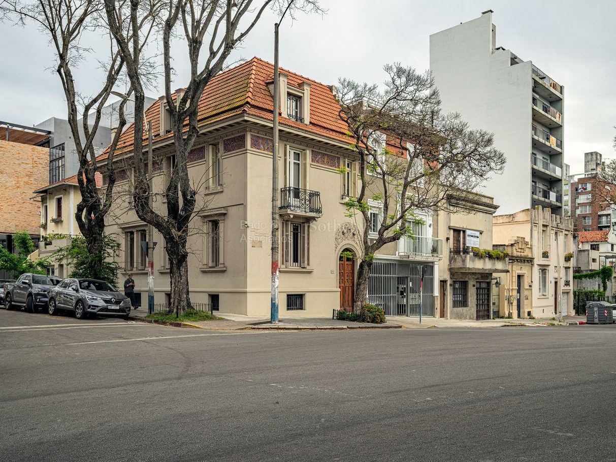 Restored period house in Pocitos and its street setting near Punta Carretas