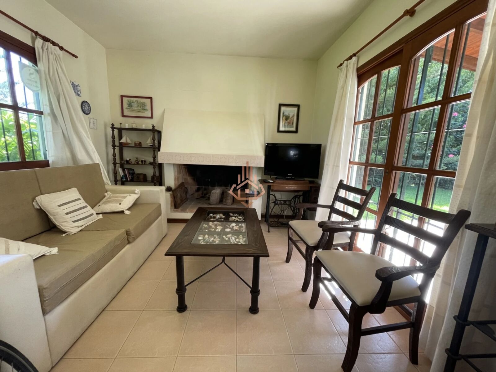 Garden Chalet in Rincón del Indio — photo 4 of 5