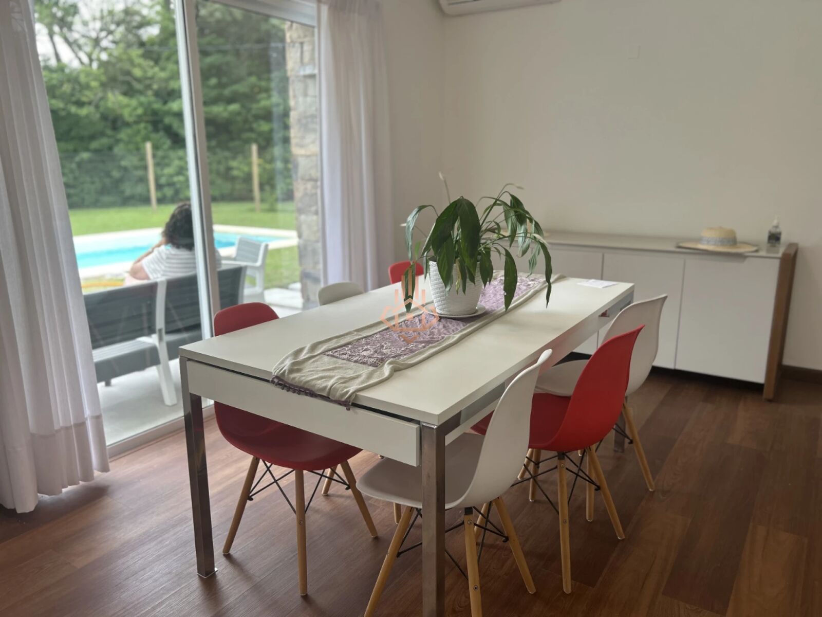 Pool House in Solanas — photo 4 of 5